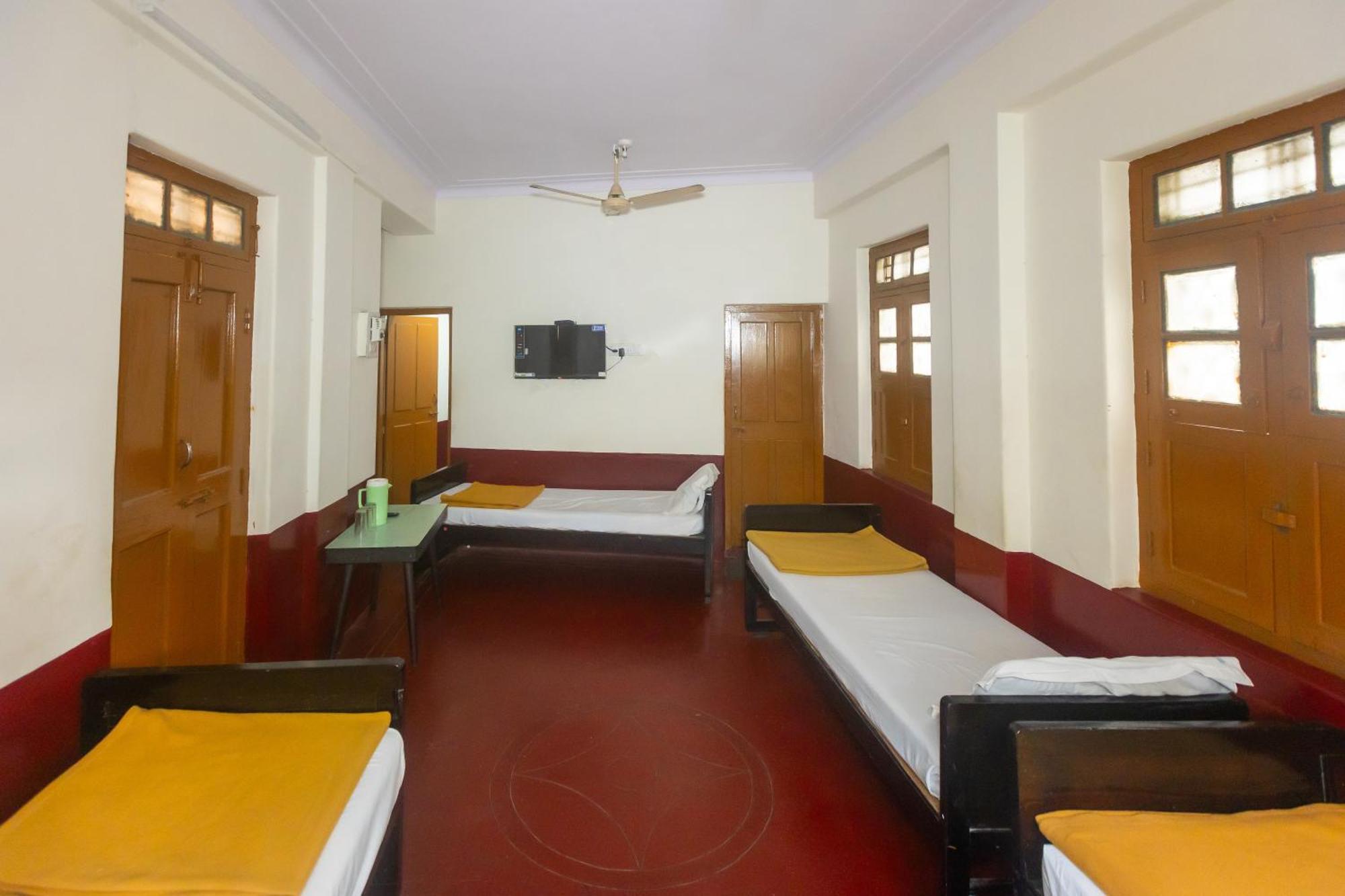 Sri Ramakrishna Hotel Bangalore Exterior foto