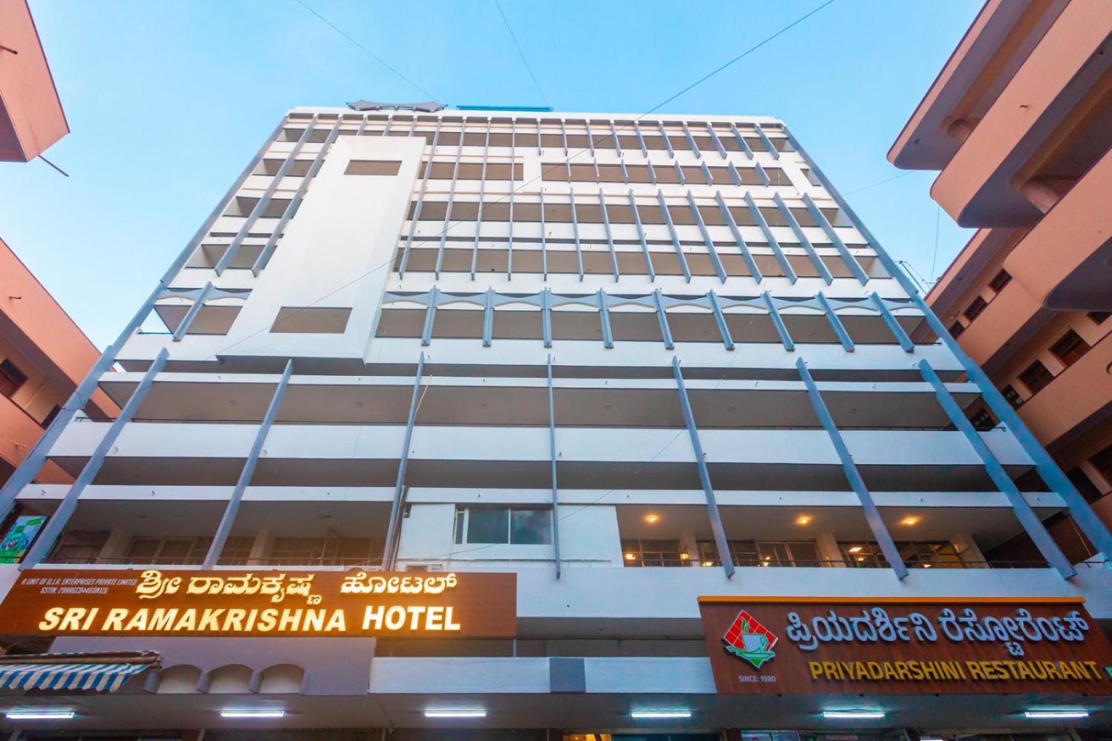 Sri Ramakrishna Hotel Bangalore Exterior foto